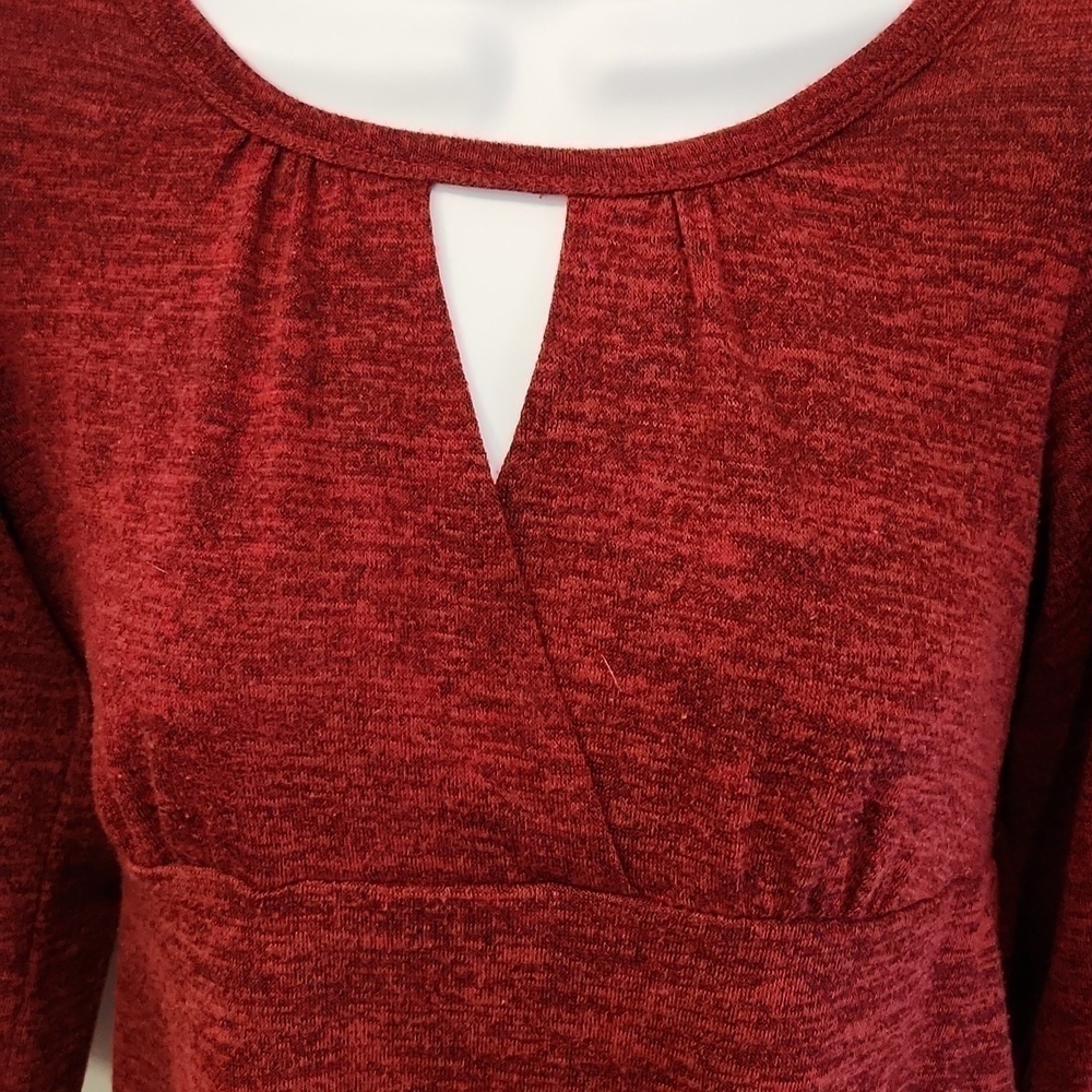AB Studio Ruby Red Keyhole Front Top - Picture 4 of 7